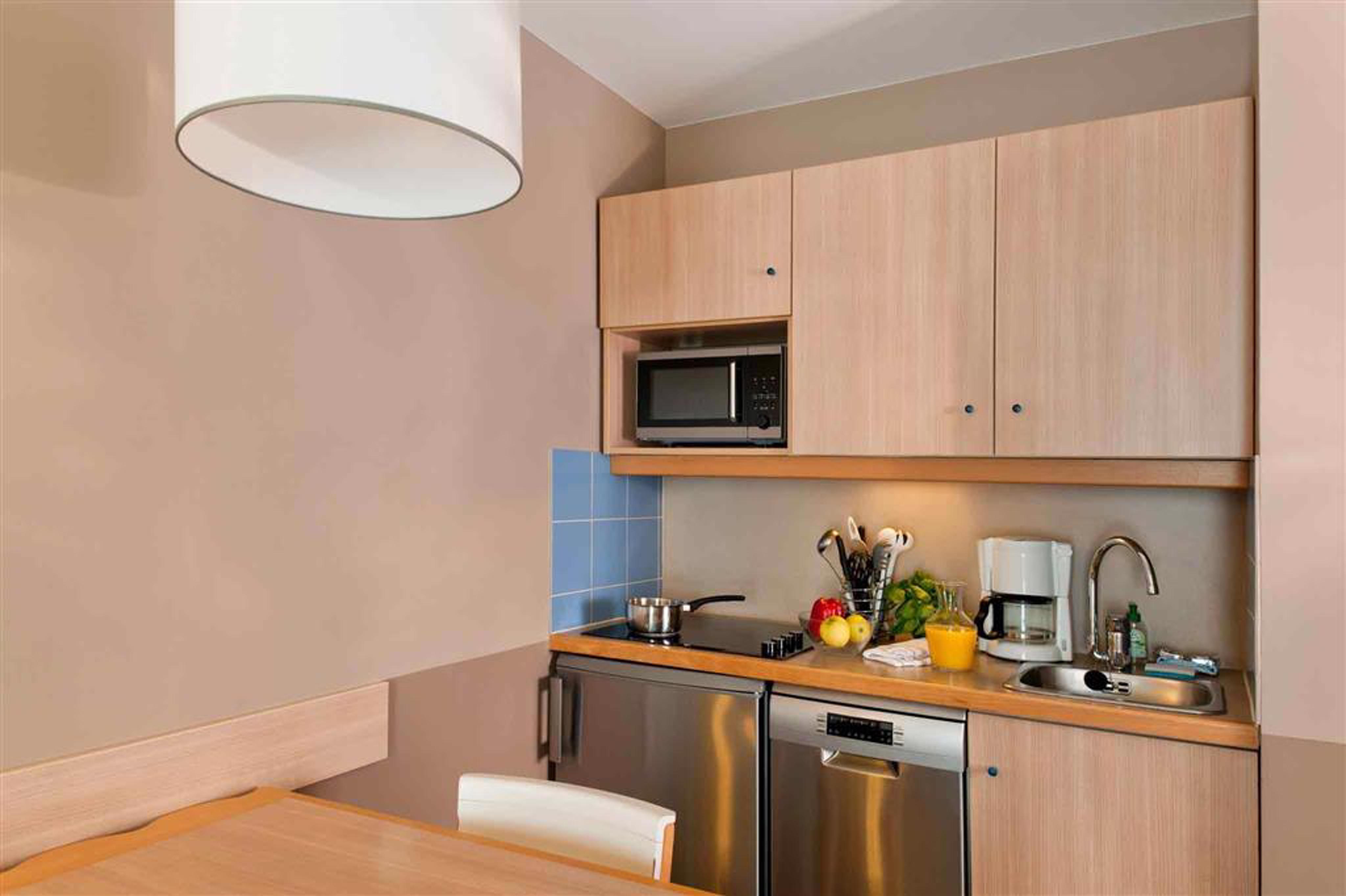 Aparthotel Adagio Marne La Vallée - Val d'Europe Serris Esterno foto