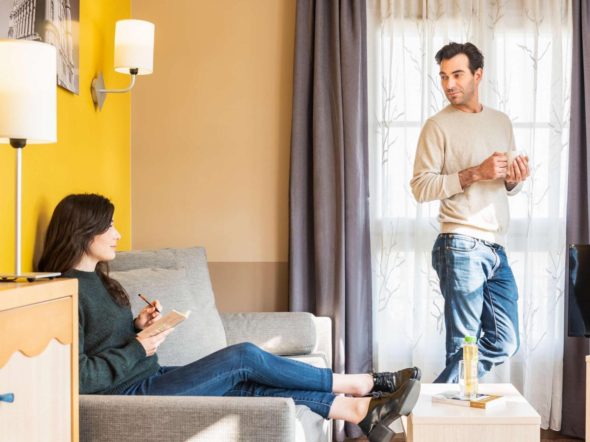 Aparthotel Adagio Marne La Vallée - Val d'Europe Serris Esterno foto
